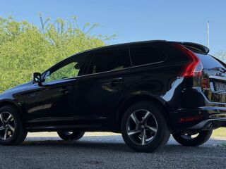 Volvo XC60 R-DESIGN FFD 140kW