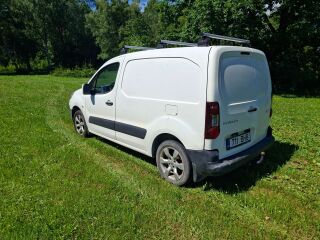 Peugeot Partner 1.6 72кВ