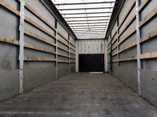 Krone SDP27 CURTAIN LIFT AXCLE TIR