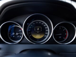 Mercedes-Benz C 180 2.1 88kW