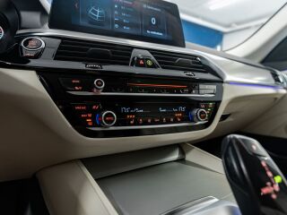 BMW 530 D Luxury Line 3.0 195kW