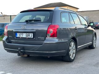 Toyota Avensis 2.0 R4 Diesel 93kW