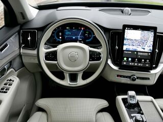 Volvo XC90 AWD 4C B&W LUXURY BRIGHT 7 XENIUM INTELLI SAF 2.0 T8 Plug-in Long range 335kW