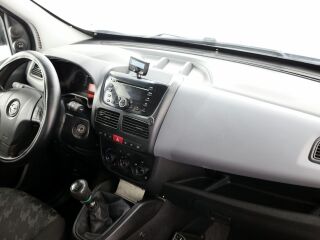 Opel Combo Tour 1.6 CDTi 77кВ