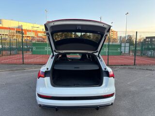 Audi e-tron 55 S-Line 300kW