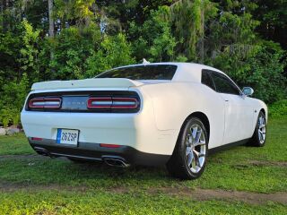 Dodge Challenger R/T 5.7 V8 280kW