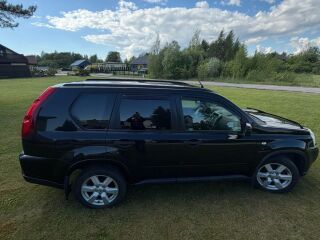Nissan X-Trail 2.0 104kW