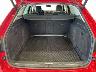Skoda Superb Combi Elegance 2.0 110kW
