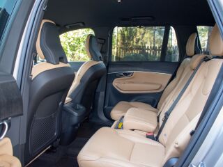 Volvo XC90 7s MY23 Bright PLUS Intelli Safe PRO Wntr 2.0 B5 MHEV Kerghübriid 183kW