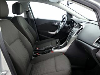 Opel Astra Elegance 1.7 CDTi 92kW