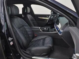 BMW 740 d xDrive M-Sportpakett 3.0 210kW