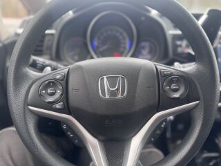 Honda Jazz 1.3 75кВ