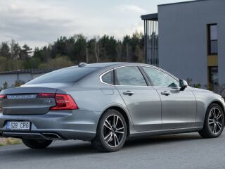 Volvo S90 R-Design 2.0 173kW