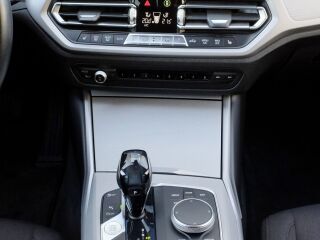 BMW 320 Touring Advantage xDrive 2.0 140kW