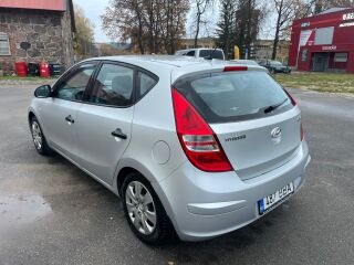 Hyundai i30 1.4 80kW