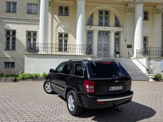 Jeep Grand Cherokee Quadra-Drive II 4WD 3.0 160кВ