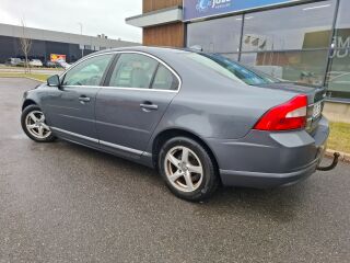 Volvo S80 D5 Summum ATM 2.4 D5 120kW