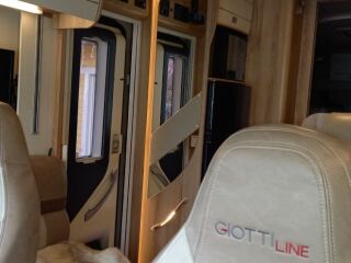 Giottiline 937 2.2 121kW