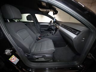 Volkswagen Passat BUSINESS 1.5 TSI 110кВ