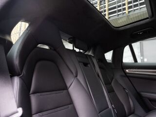 Porsche Panamera GTS 4.0 V8 338kW