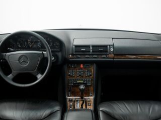 Mercedes-Benz S 600 SEL V12 6.0 300kW