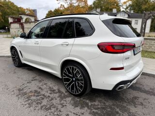 BMW X5 3.0 195kW