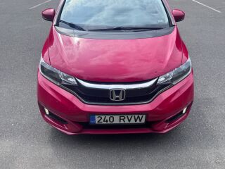 Honda Jazz 1.3 75кВ