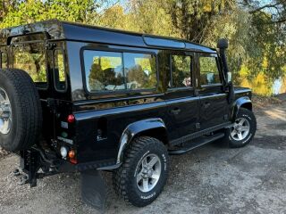 Land Rover Defender Experience 2.4 90kW