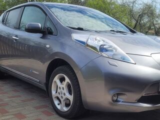 Nissan LEAF 80кВ
