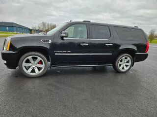 Cadillac Escalade ESV 6.2 301kW