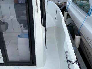 Beneteau Barracuda 6 + Suzuki 140hj Suzuki DF140 ATX