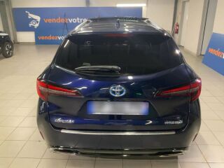 Toyota Corolla FACELIFT Executive 1.8 72kW