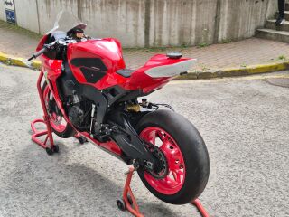 Honda CBR 1000 RR Fireblade R4 141kW