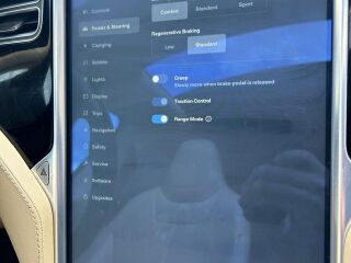 Tesla Model S 52kW