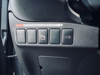Mitsubishi Outlander Executive 4x4 7k 2.3 R4 TDi 110кВ