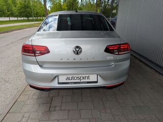 Volkswagen Passat Business 1.5 TSI 110кВ
