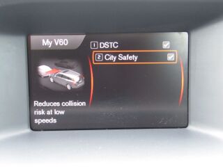 Volvo V60 R-Design City Safety 2.0 D4 133kW