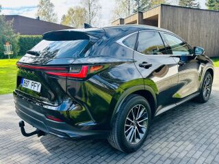 Lexus NX 350h Comfort 2.5 140kW