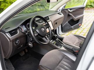 Skoda Octavia Laurin&Klement 1.8 CJS 132kW