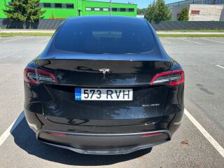 Tesla Model Y Long Range Dual Motor AWD 2022 153kW