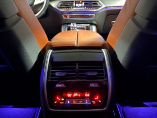 BMW X5 M-Sportpakett xDrive 40i 3.0 R6 250kW