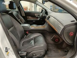 Jaguar XF 2.2 120kW