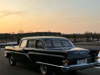 GAZ 13 Tšaika 5.5 143kW