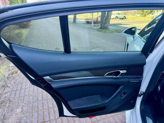 Porsche Panamera 4 GTS Facelift PDK Chrono 4.8 324kW