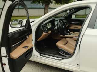 BMW 730 3.0 180kW