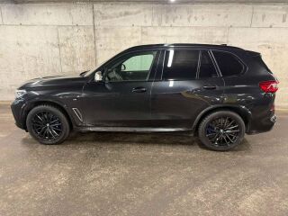 BMW X5 xDrive M50d M-Sport 3.0 294кВ