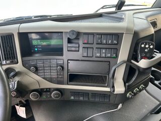 Volvo FM 330 4X2 EURO6 + VEB EURO 6 251kW