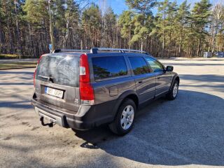 Volvo XC70 2.4 R5 D5244T4 136kW