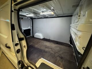 Renault Trafic L2H1 2.0 dCi 120kW