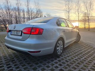 Volkswagen Jetta 1.2 77kW